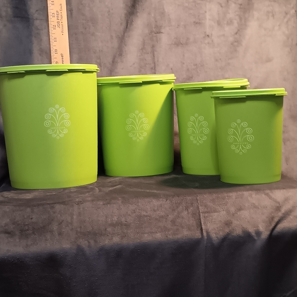Vintage Tupperware 4 Piece Storage Container Set - Picture 1 of 16